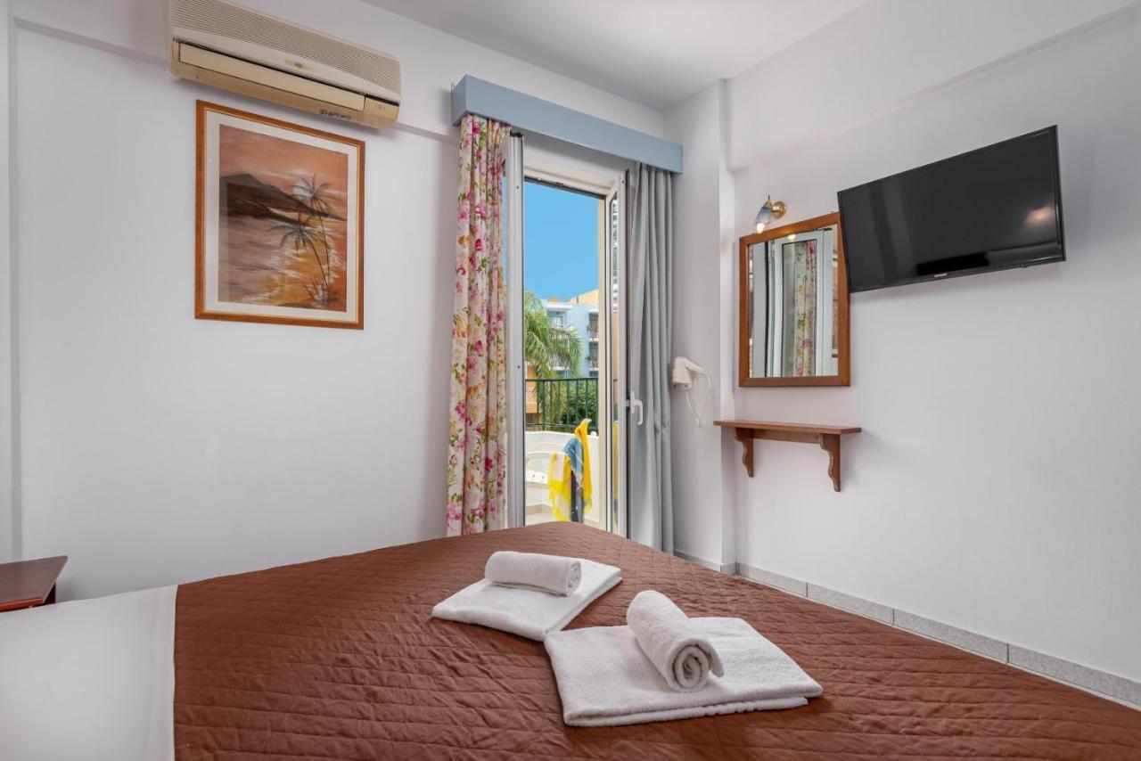 Bellos Hotel Apartments ヘルソニソス エクステリア 写真