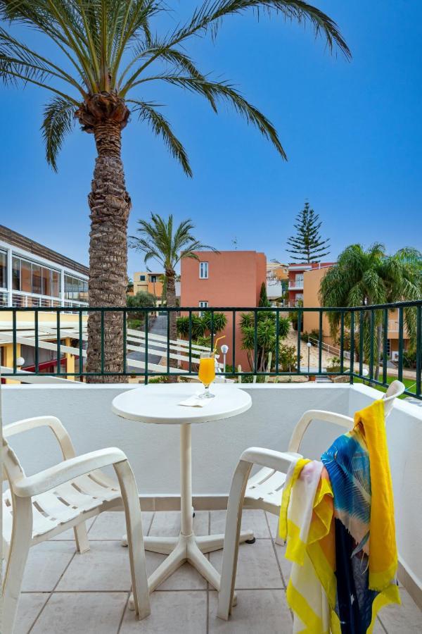 Bellos Hotel Apartments ヘルソニソス エクステリア 写真