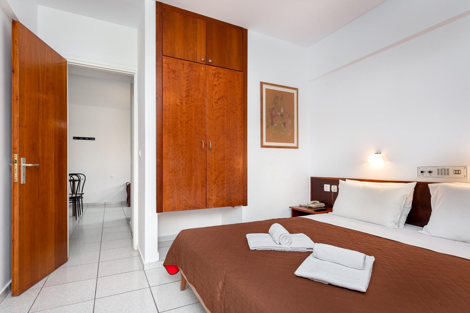 Bellos Hotel Apartments ヘルソニソス エクステリア 写真
